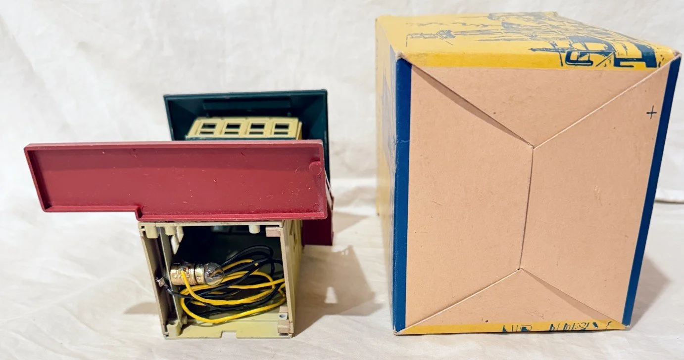 AF590OBd.jpg