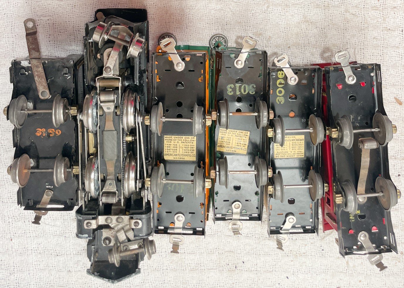 AF1369RCTe.jpg