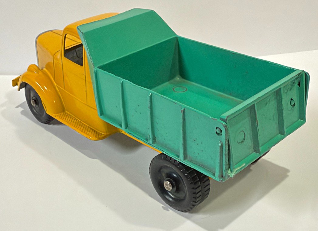 TTJUMBODUMPa.jpg