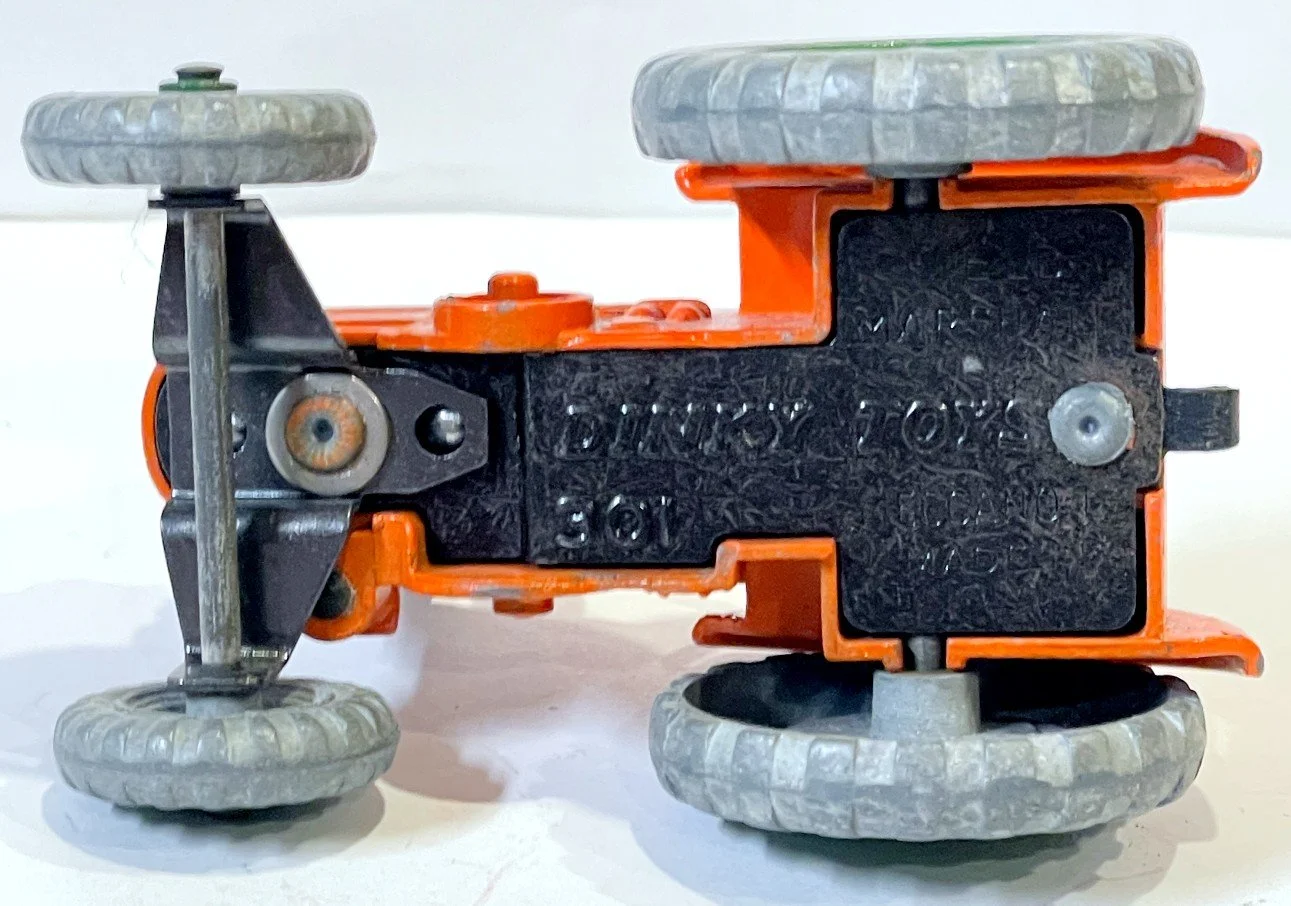 DK301c.jpg