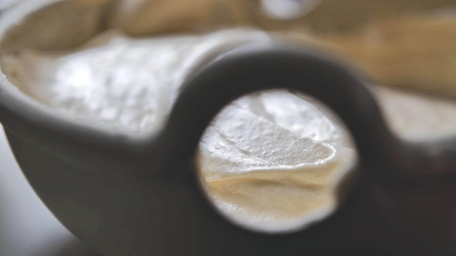nadine-ingram-batter-detail-documentary-photography-flore-vallery-radot.jpg