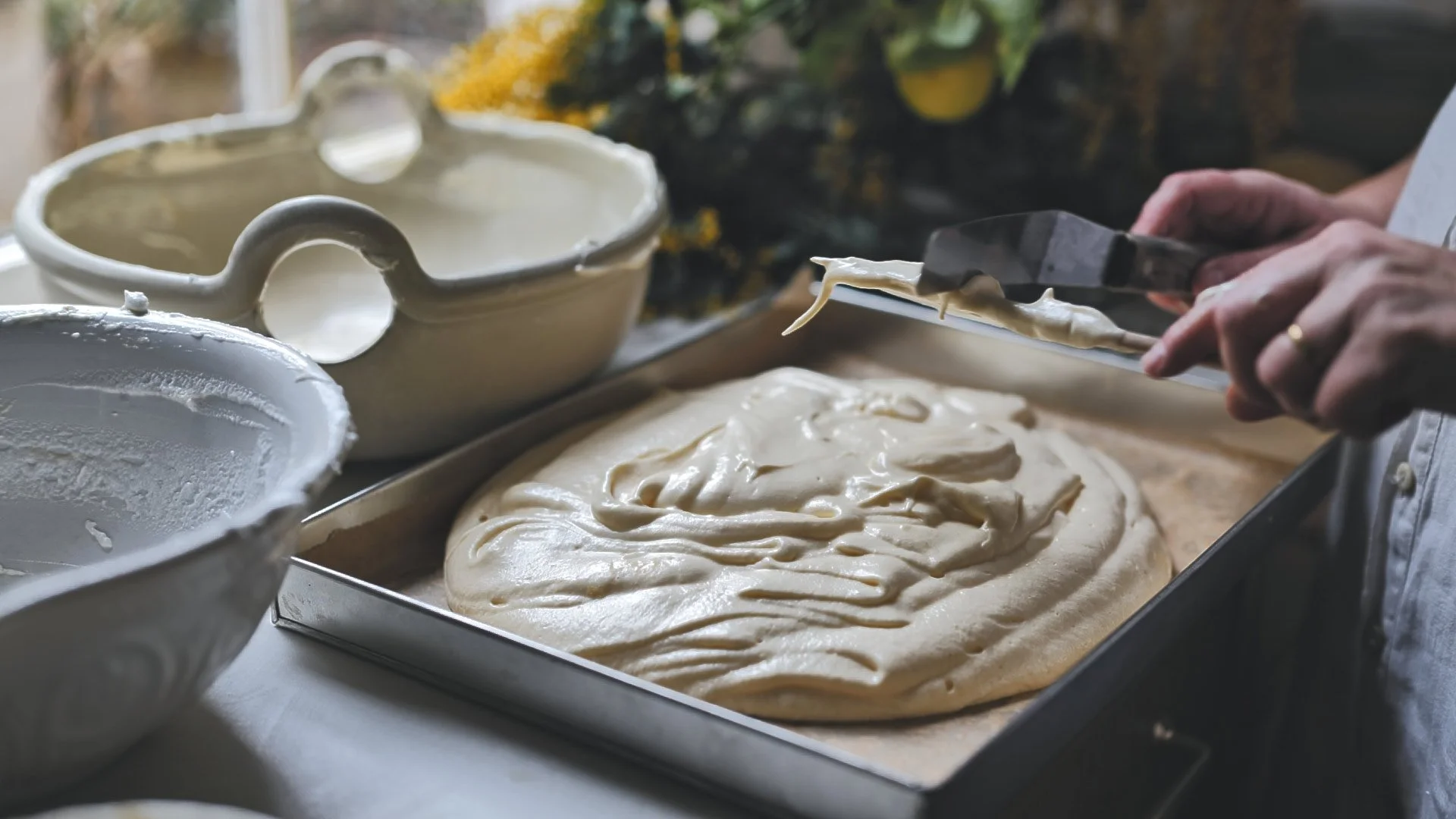 nadine-ingram-pastry-tray-documentary-photography-flore-vallery-radot.jpg