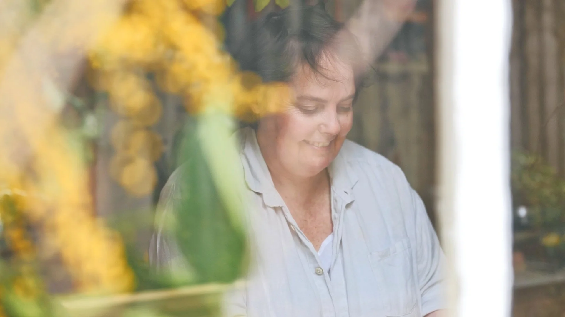 nadine-ingram-portrait-garden-documentary-photography-flore-vallery-radot.jpg