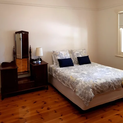 Master_bedroom2.jpg