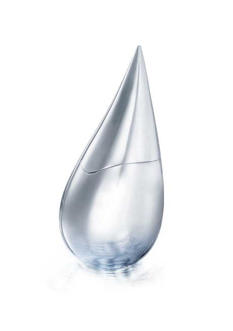 SILVER_RIAN_BOTTLE_ALONE.jpg
