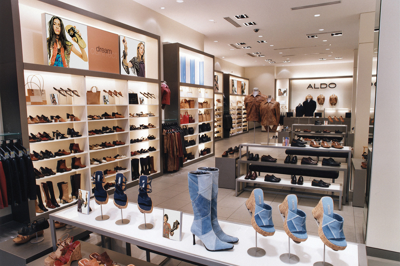 Aldo-Store-exterior-1-3000x2000.jpg