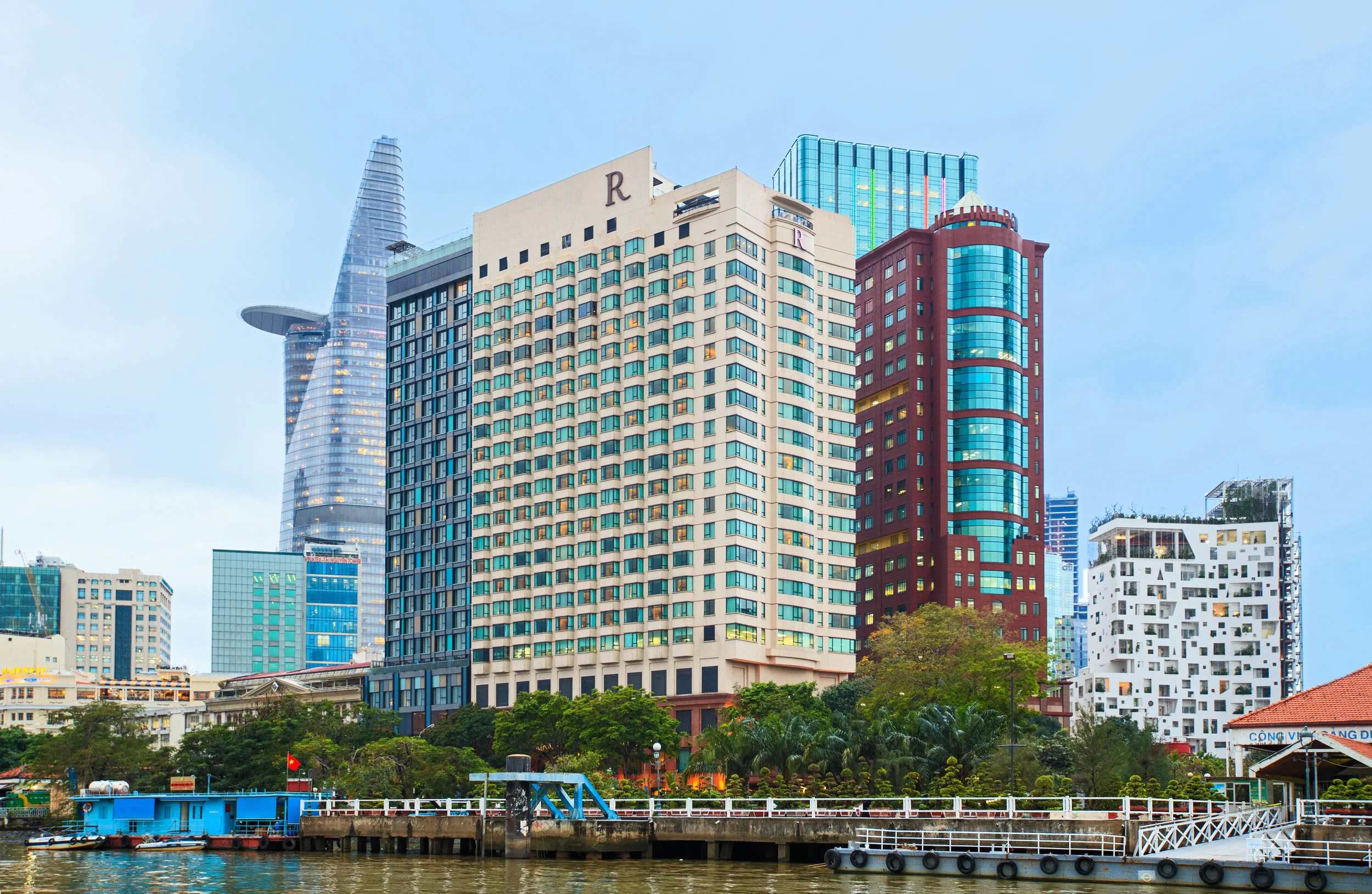 Hotel Exterior-CV10.jpg