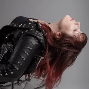 Diana Garnet - Spinning World (10th Anniversary Version) (2025)