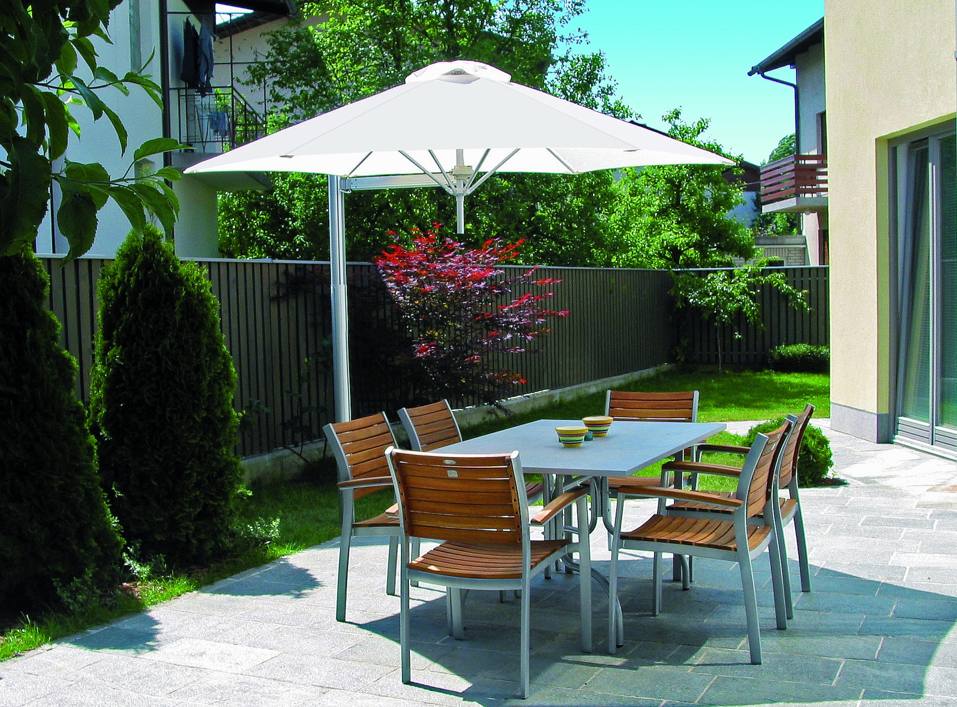 Paraflex-Pole-Mount-umbrella.jpg