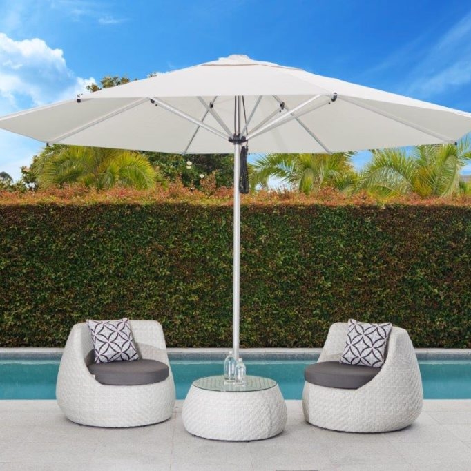 Monaco-Outdoor-Umbrella-Ecru-4.0m-Octagonal-1024x682.jpg