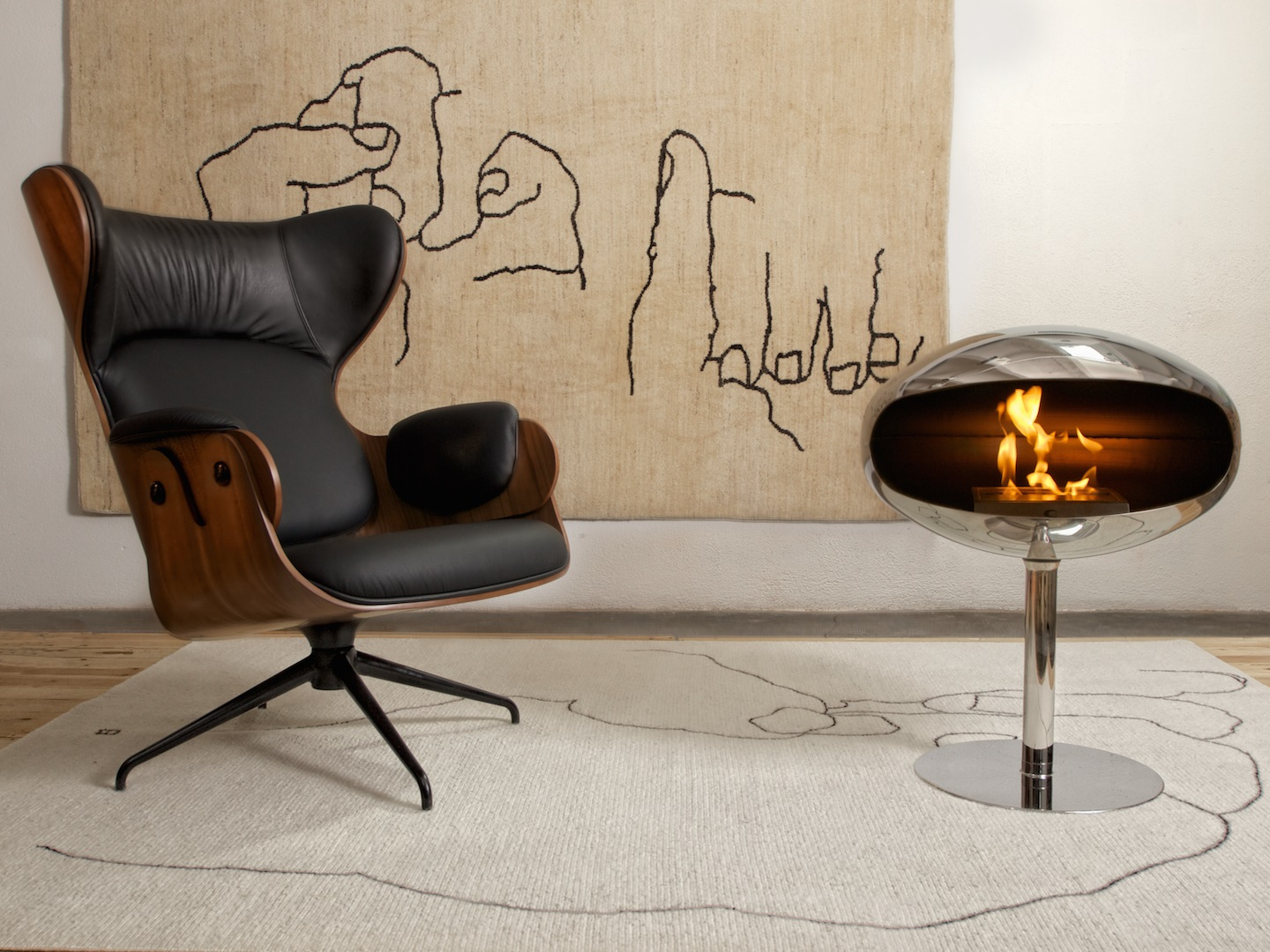 cocoon-fires-pedestal-ss-in-situ.jpg