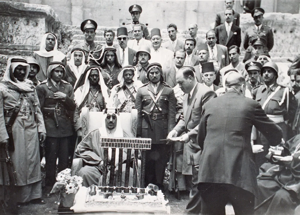 13-state-visits-king-saud-bin-abdul-aziz-c-19661.jpg