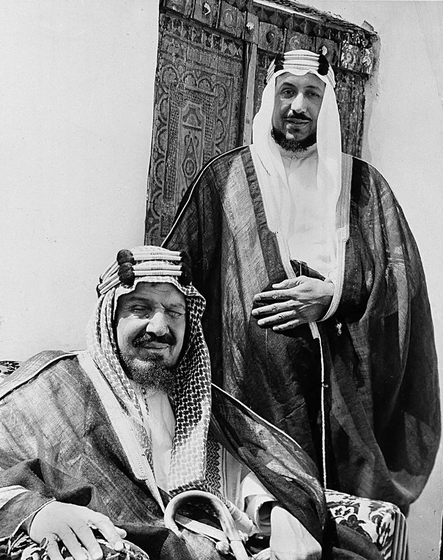 800 king abdulaziz and heir king saud.jpeg