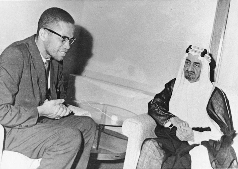 malcolm-x-and-king faisal bin abdulaziz al saud.jpg