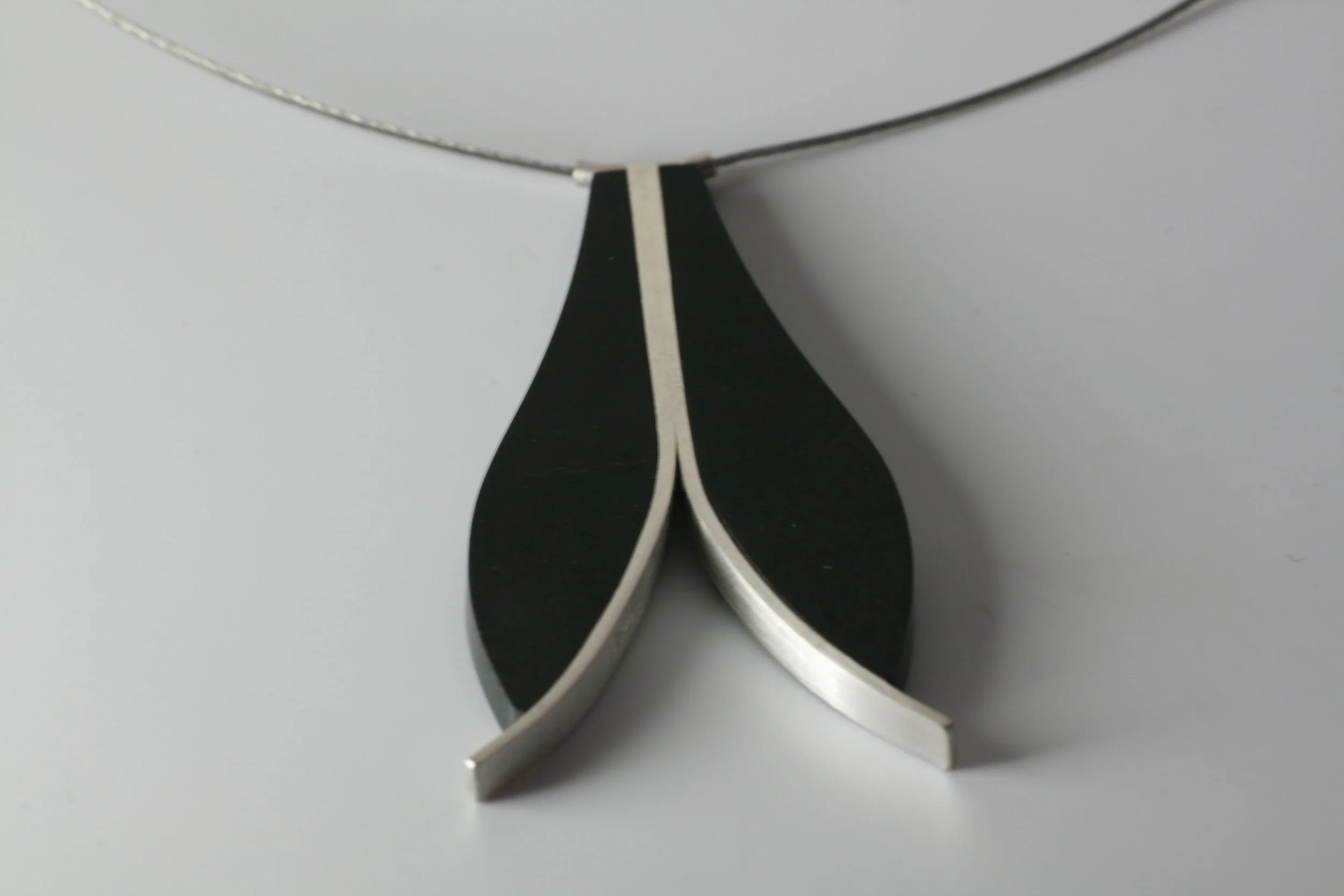 Fuchsia Pendant