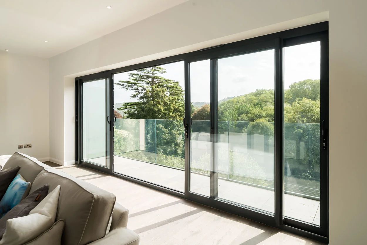 sliding-doors-aluminium.jpg