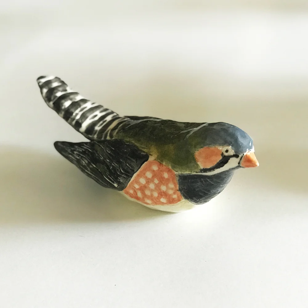Striped grey bird approx 140mm w x 100mm high