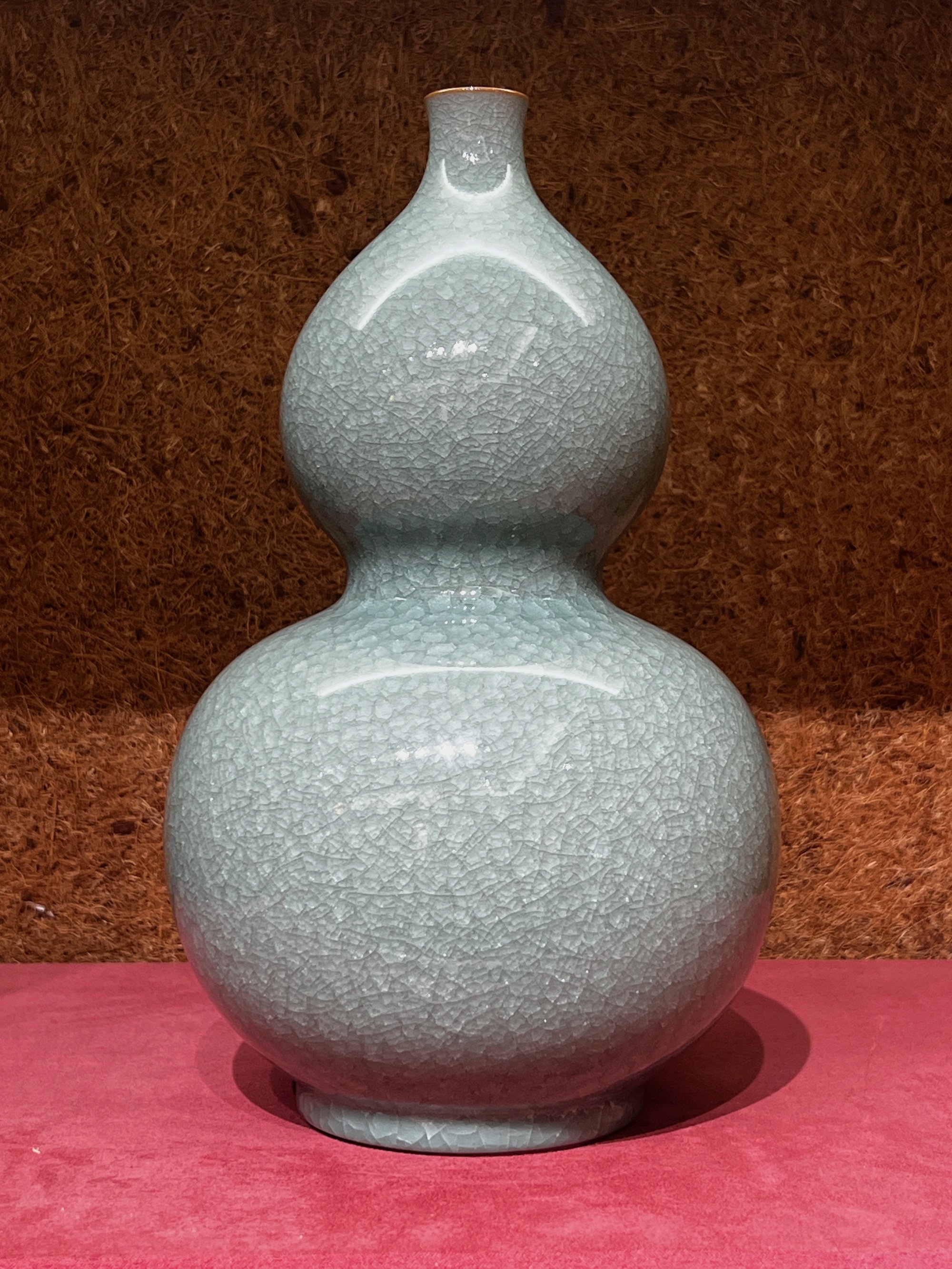 celadon vase 3.jpeg