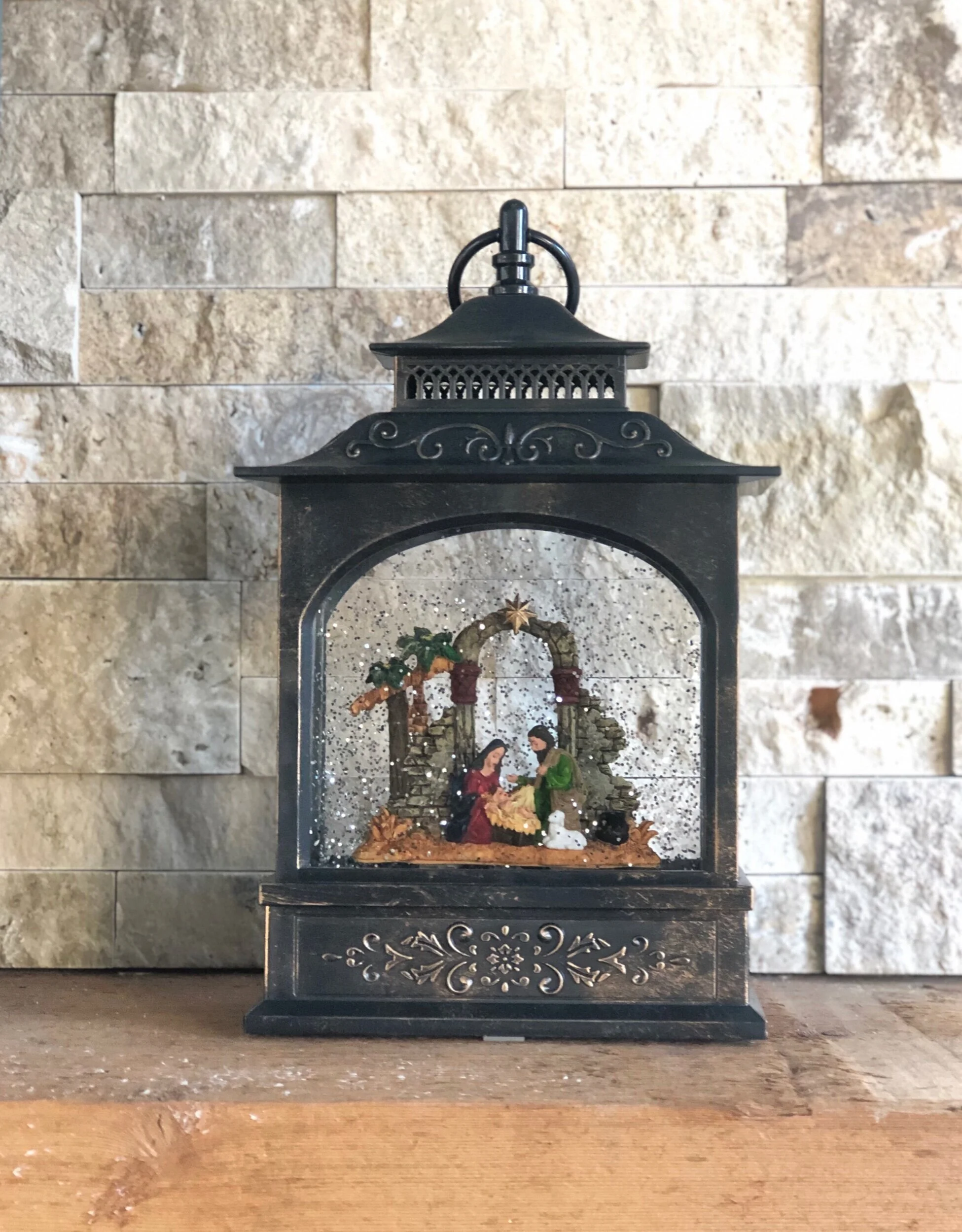 FF3EFBC0-5E85-4DA2-A38E-E066B9635782