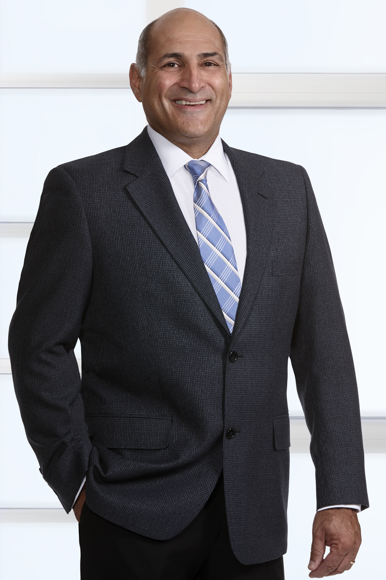 Tony Rebeiro President & Treasurer Tony joined the Rizzo staff in 1980 and quickly worked his way up from electrical apprentice, journeyman, and estimator, to foreman on major commercial and industrial sites to project manager. Tony now serves as President of Rizzo Corporation and has experience in all aspects of electrical design and construction, including high voltage wiring, pre-construction design and estimating, fiber optic installations, design build and special systems. Tony oversees all projects and all job management.