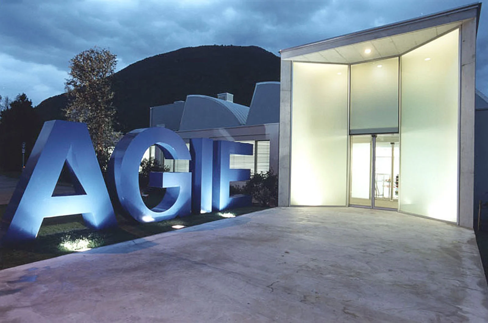 AGIE-1.jpg