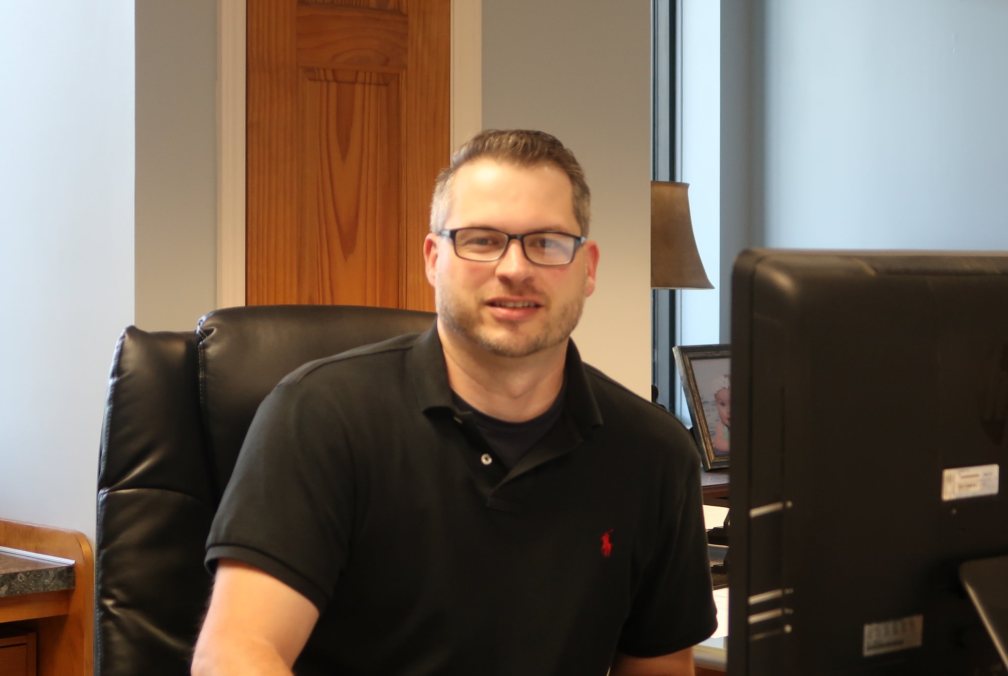 1998 | Jason Odom Joins Freeman