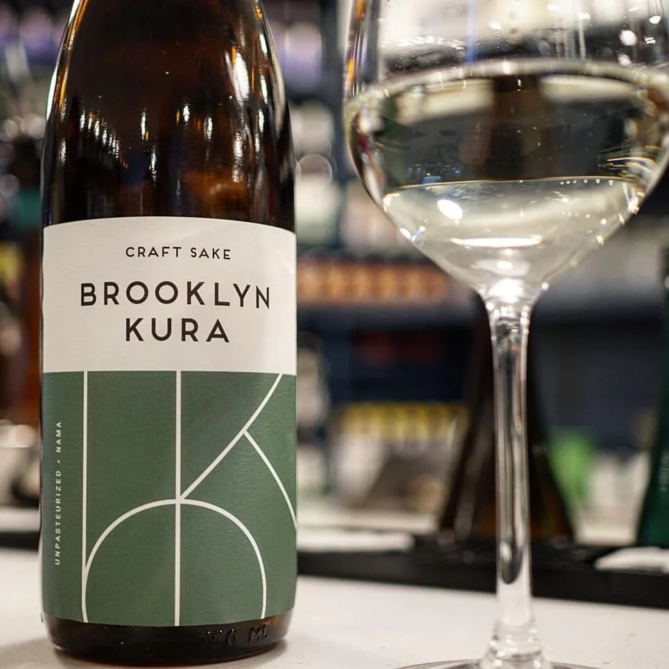 Loitering a bit at the newly opened Omakasa in Midtown. It feels kind of great to sit down and order a glass of @brooklynkura ’s sake just a few blocks from my office. #sake #sakemidtown #sakewednesdays #sakewednesdays #omakasa #nihonshu #brooklynkura #sakenyc #sakekampai #junmaiginjo #日本酒 #生酒 #純米吟醸