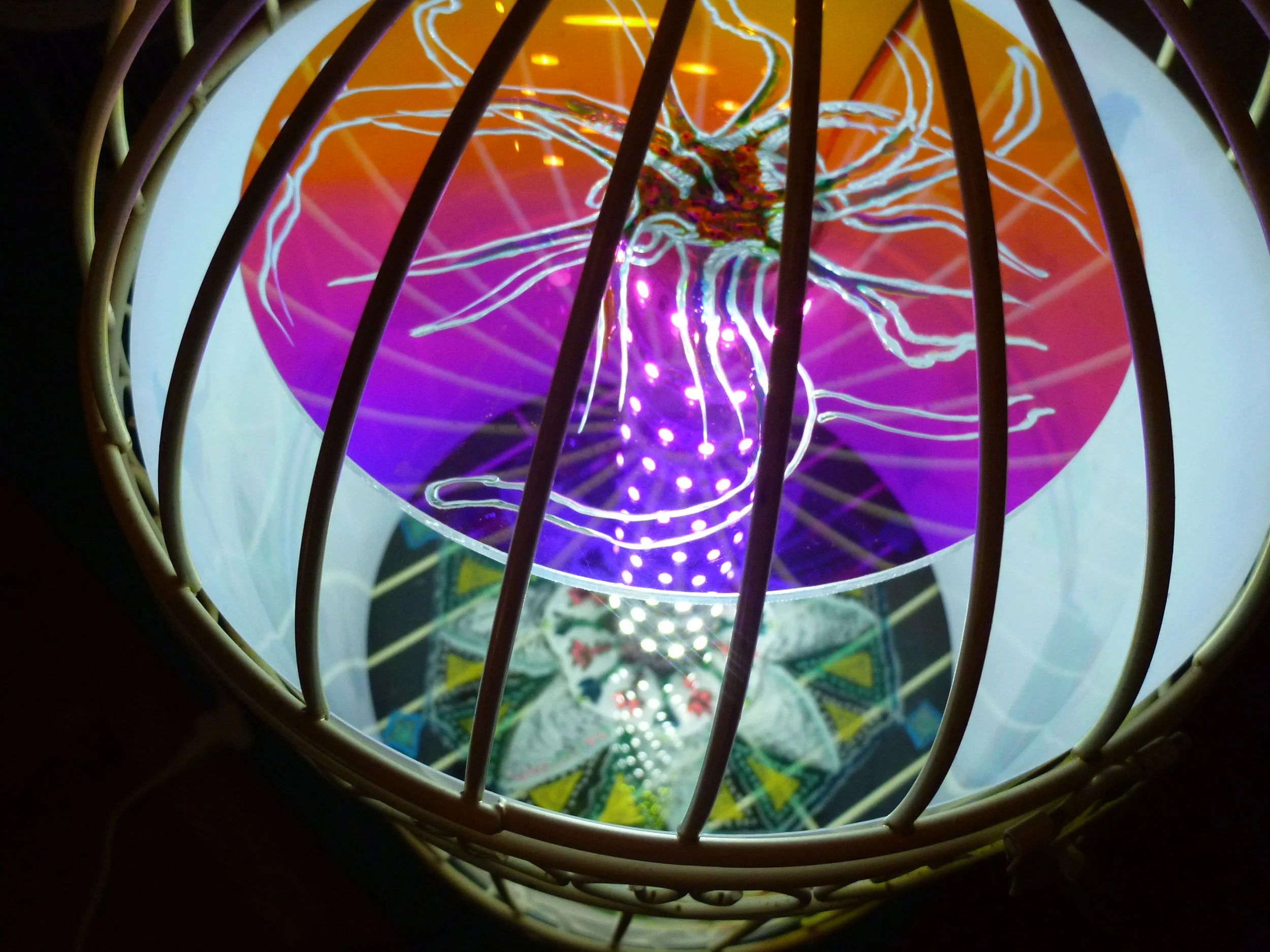 Detail, Flying Ballerina cage2014