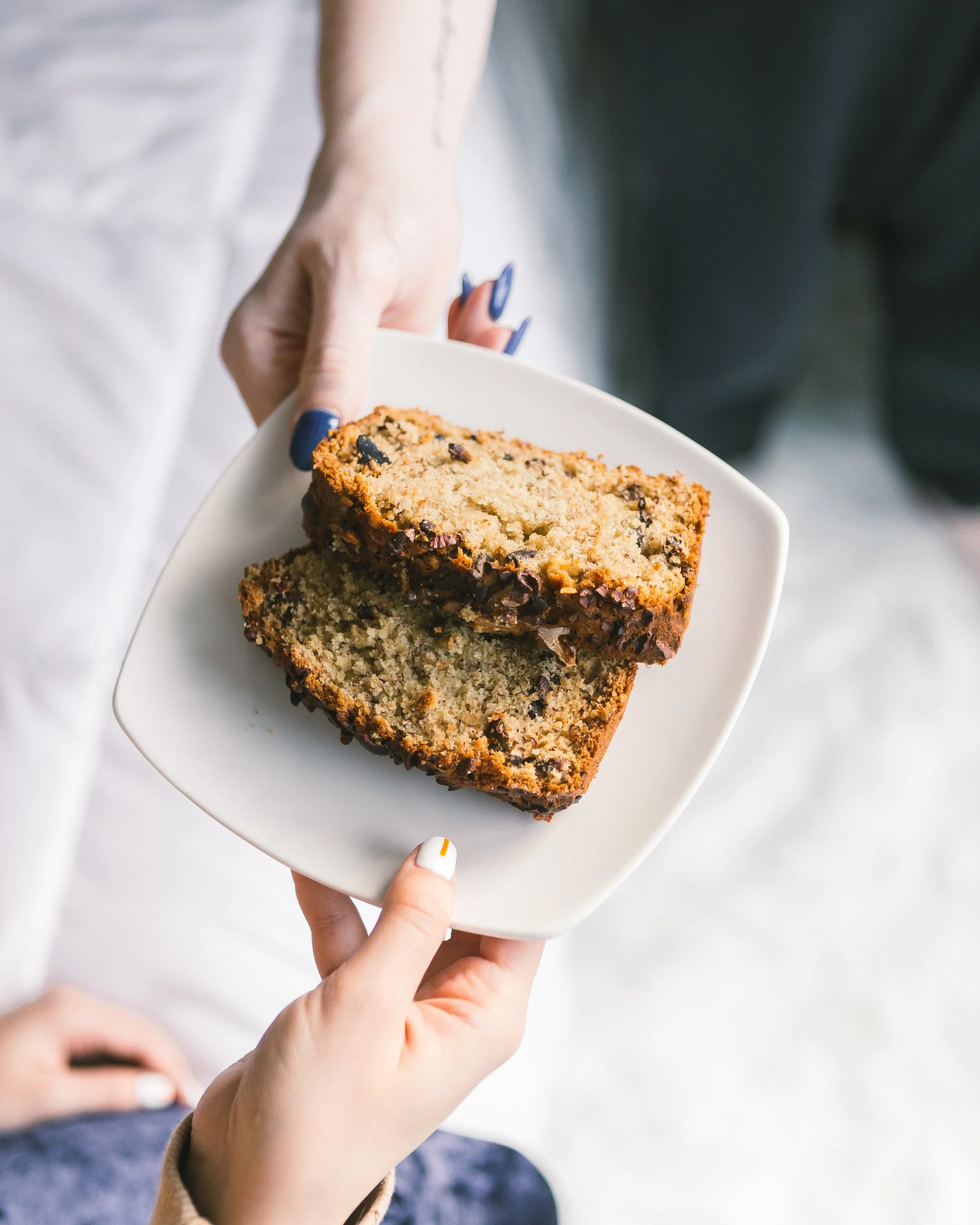 banana_bread_slices.jpg