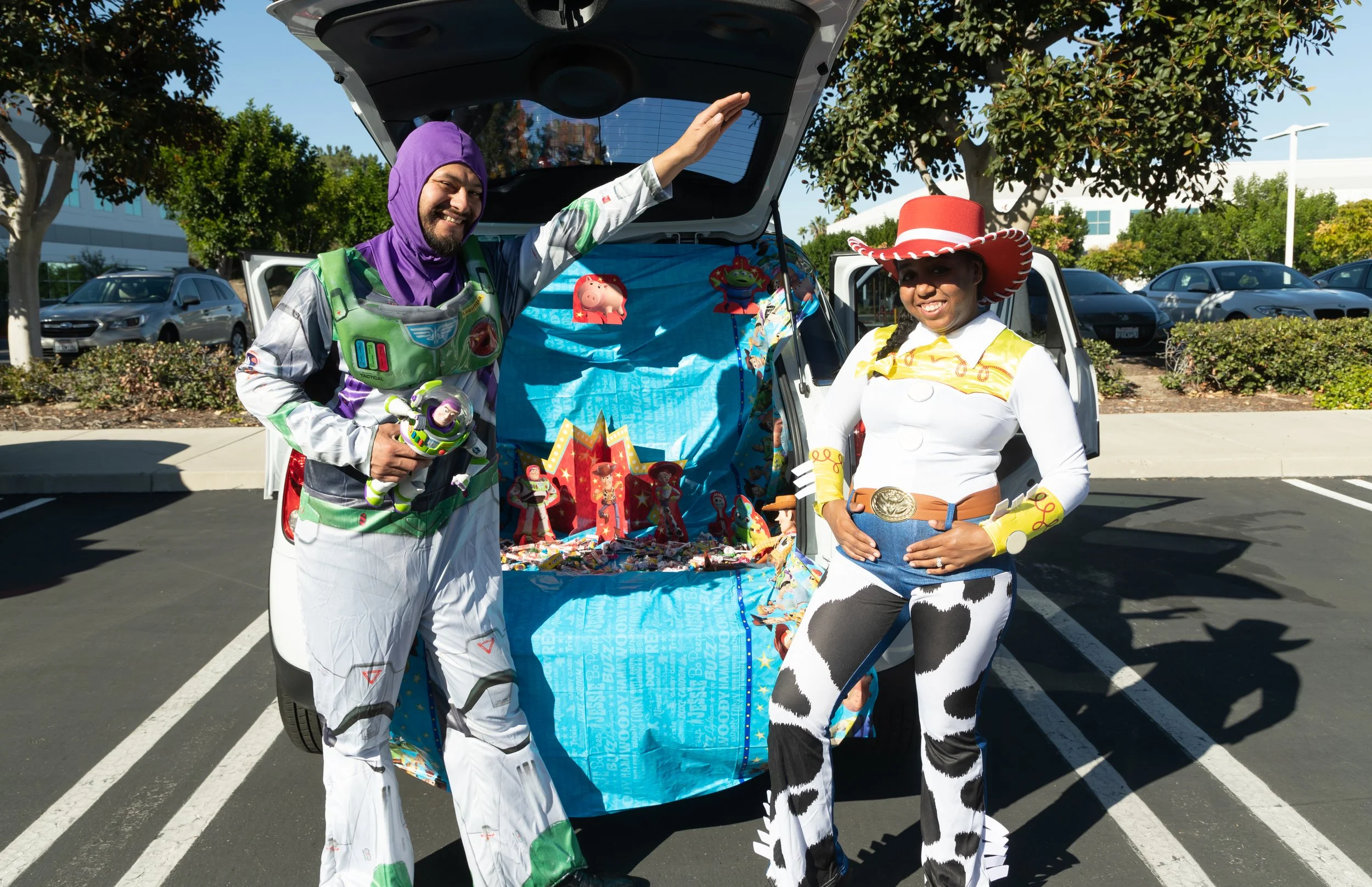 10-30-22_Sunday Recap_Edited_HK Trunk or Treat8.JPG