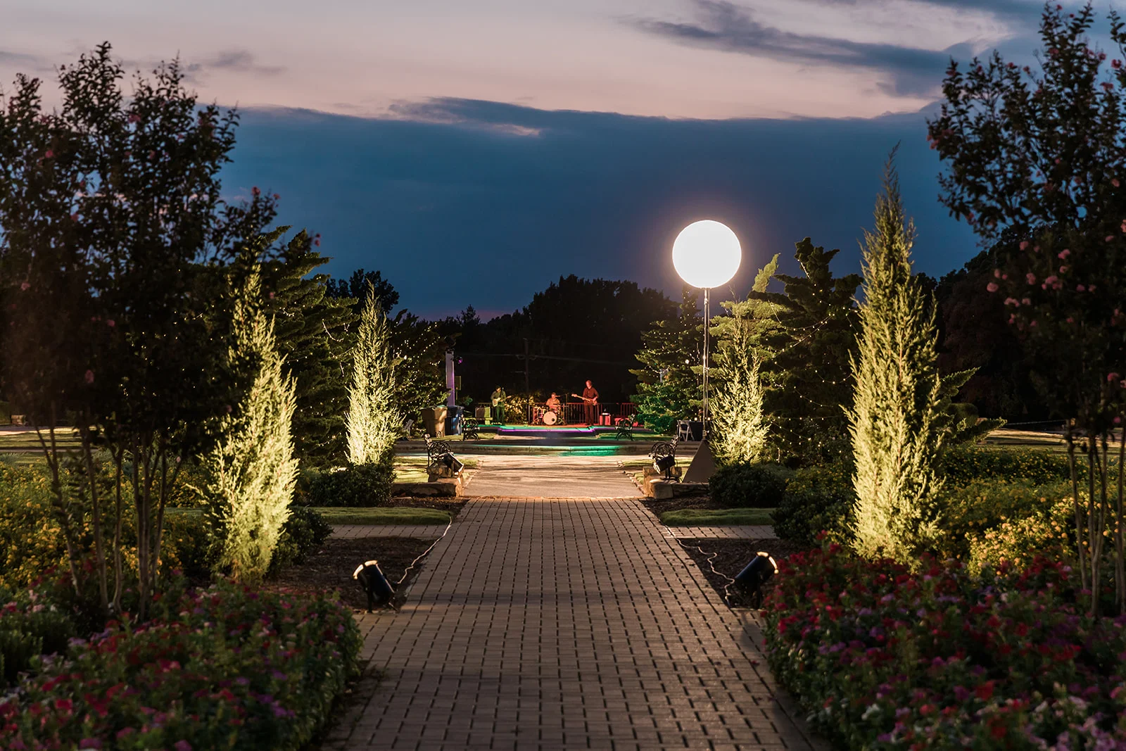 The Tulsa Rose Garden is even more romantic in the evening.