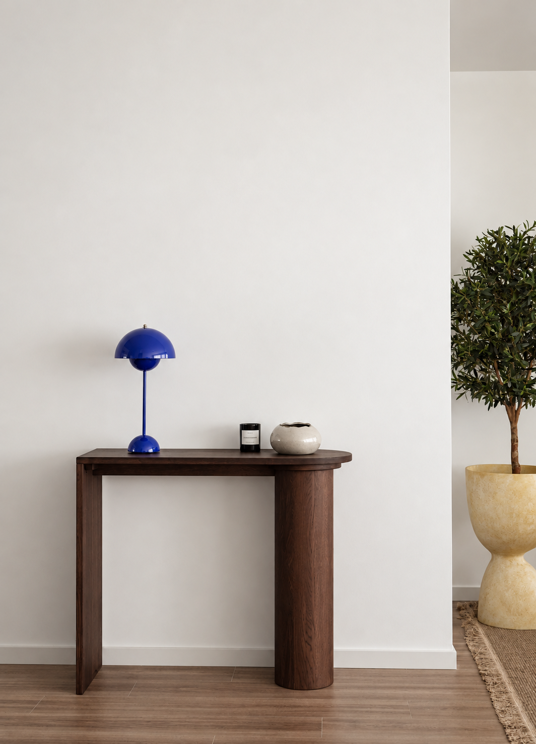 quinta-do-pinhao-sala-de-jantar-design-interiores_Minimalist Walnut Console Vignette.png