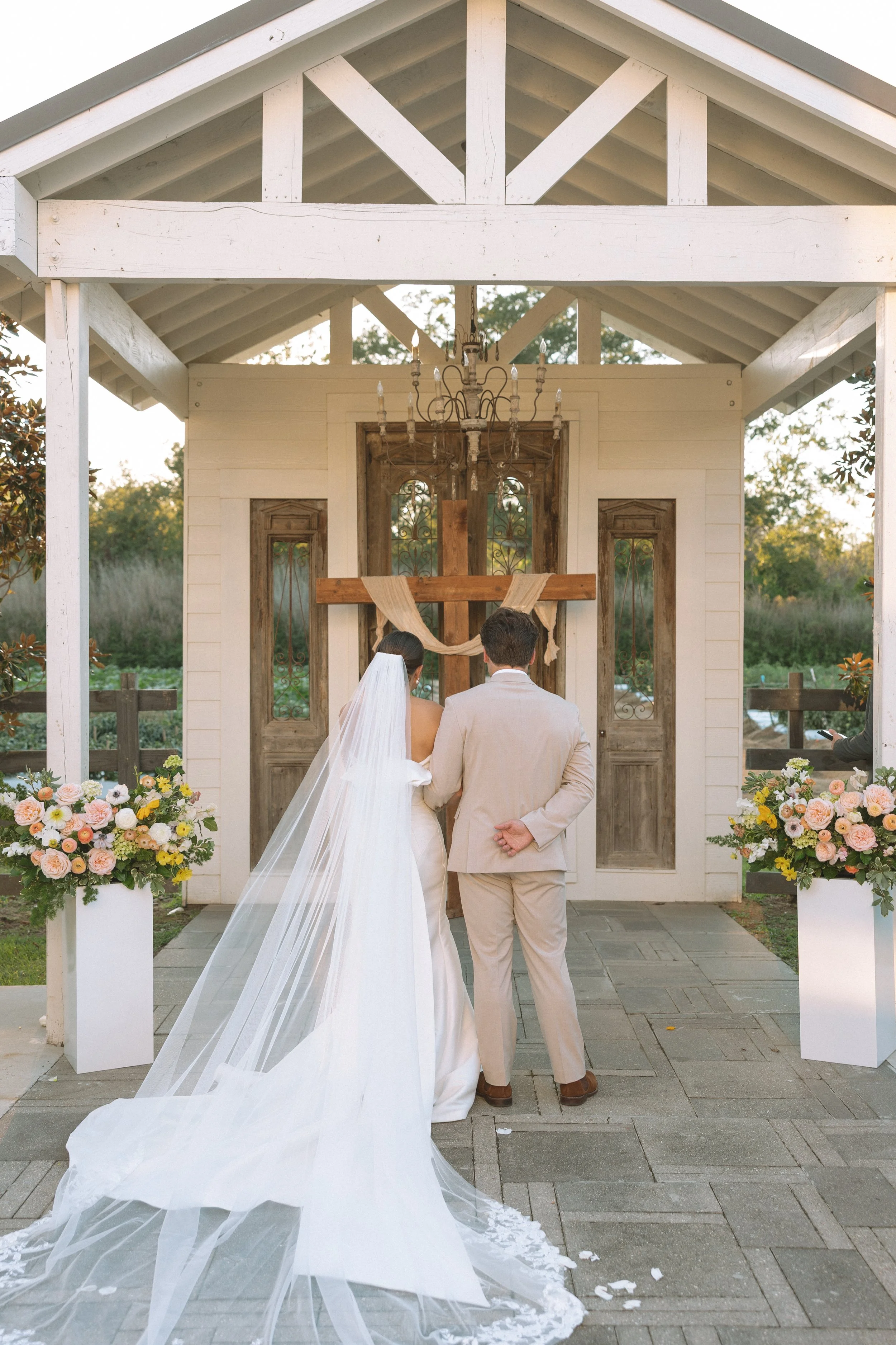 Taylor_Mills_Photography-elise_and_brennans_wedding_the_berry_barn_amite-119.jpg