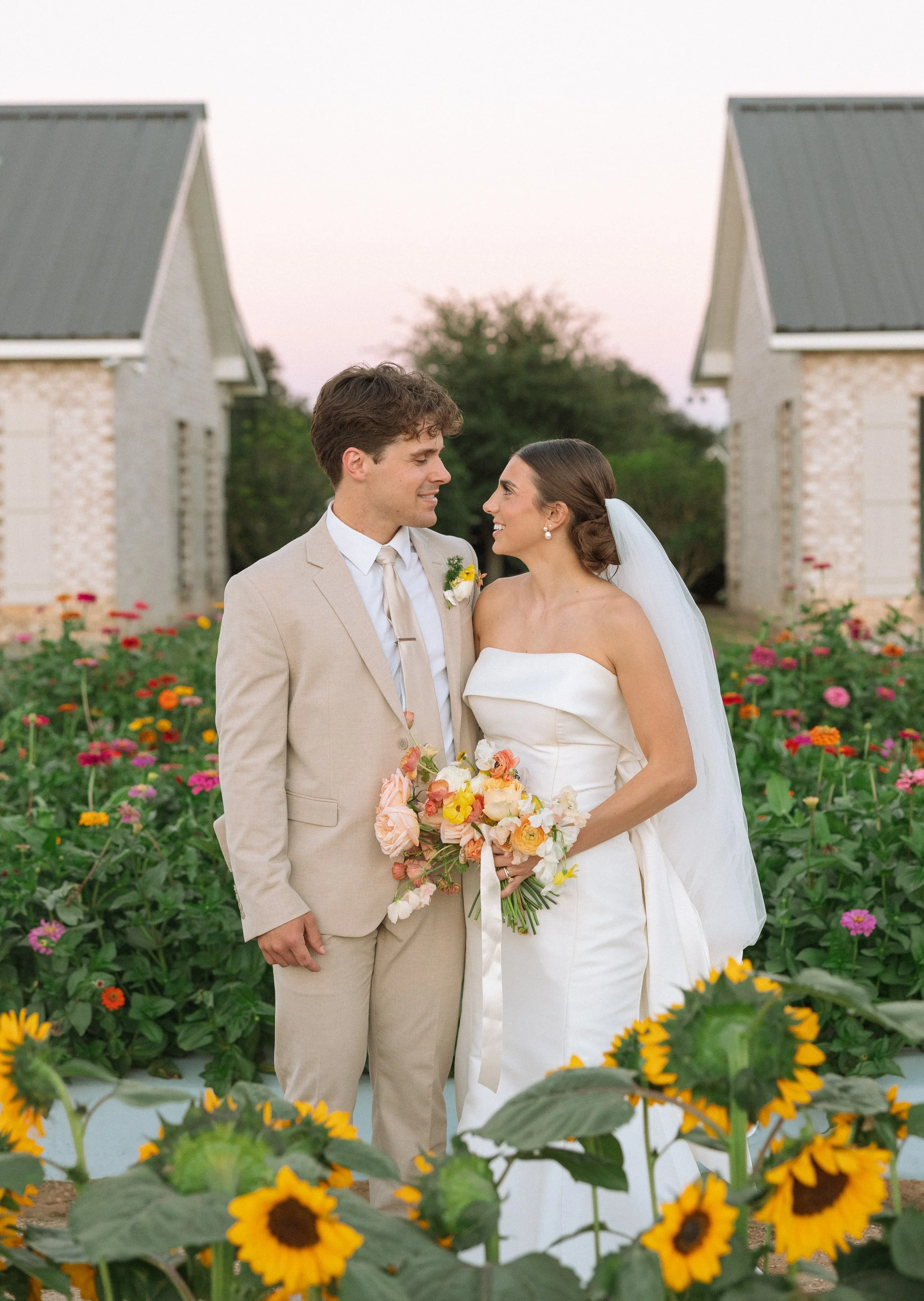 Taylor_Mills_Photography-elise_and_brennans_wedding_the_berry_barn_amite-23.jpg