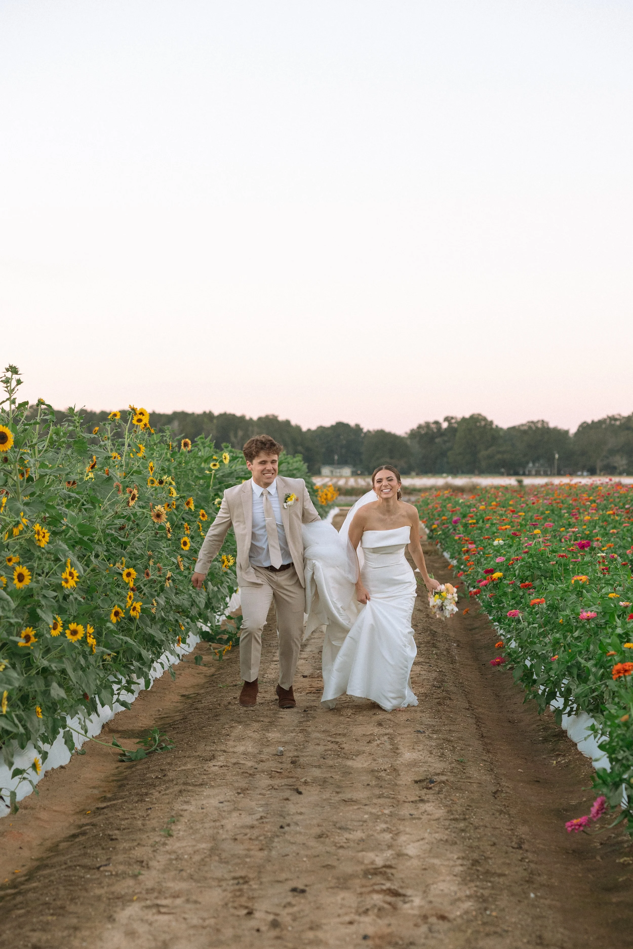 Taylor_Mills_Photography-elise_and_brennans_wedding_the_berry_barn_amite-17 (1).jpg