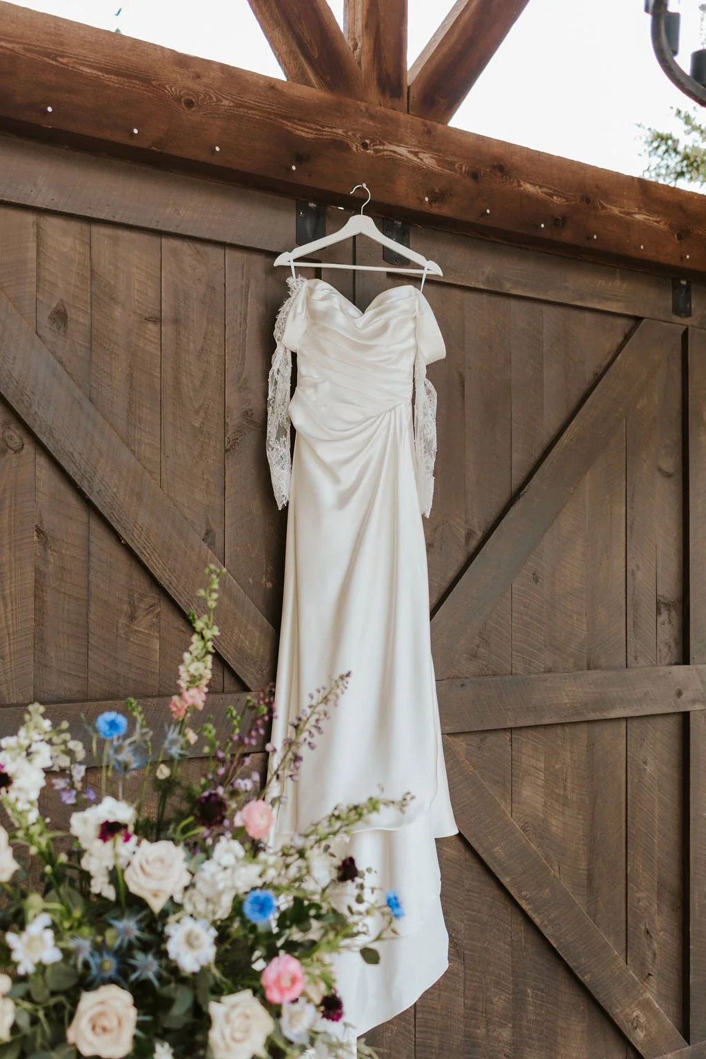 Hidden Costs to Watch for When Booking a Wedding Venue — And How Rose Briar Place Saves You Money