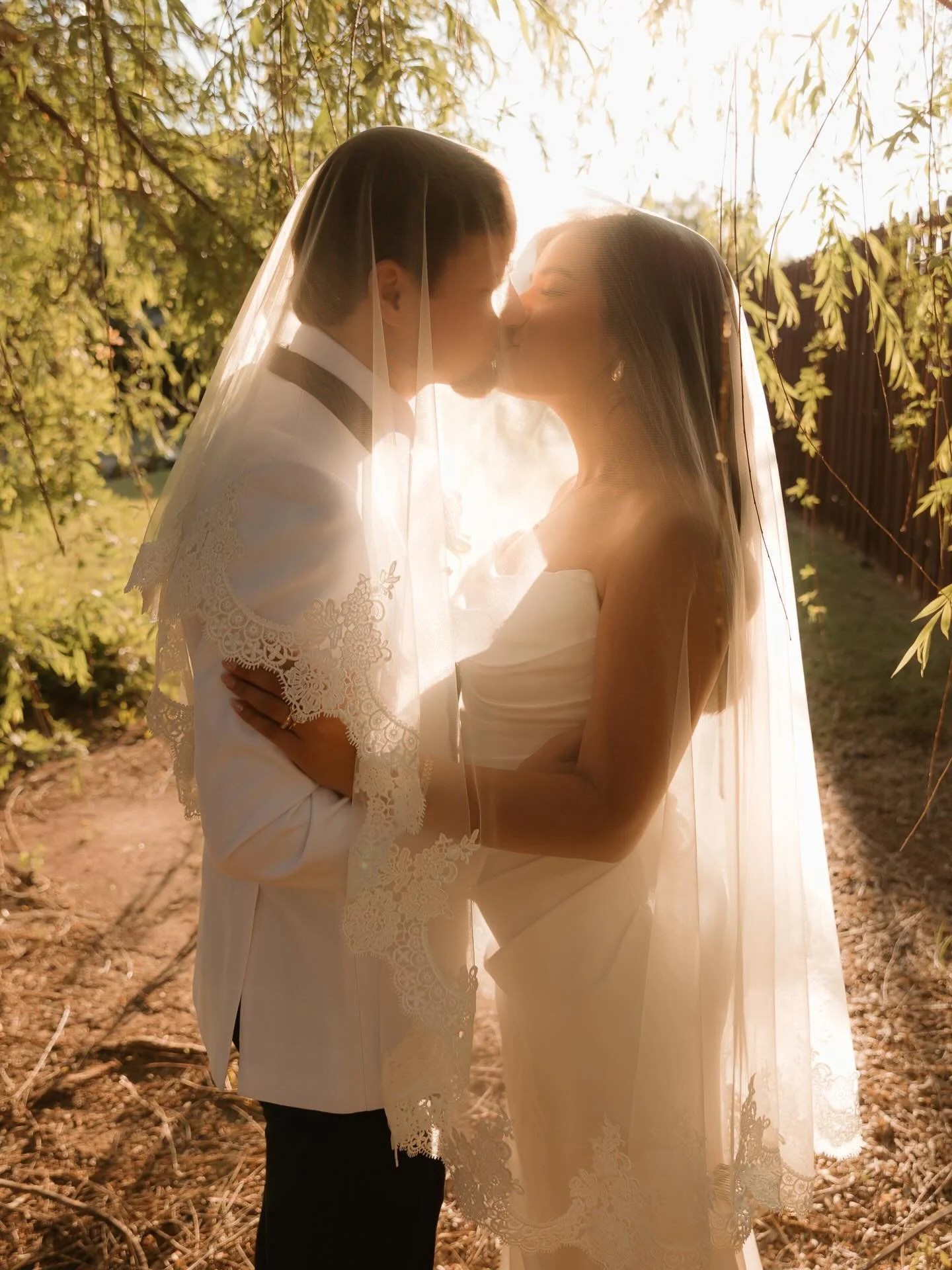 After a month of rainy wedding weekends, The Burrages welcomed May with sunshine, blue skies, and a celebration that felt straight out of a dream.

Proof that sometimes the best days are worth waiting for.

Congratulations to the newlyweds, and thank