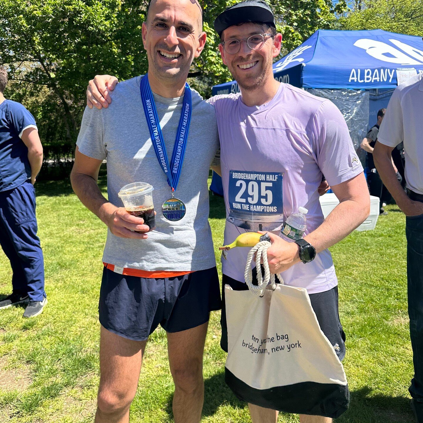 MEDAL MONDAY🥇🥈🥉🏊🏻&zwj;♂️🚴&zwj;♀️🏃🏻&zwj;♀️🏋🏽 *Photo @benjaminschor and Alex Zaro all smiles for 13.1miles at the Bridgehampton Half Marathon.]. -----Welcome to Medal Monday, Tristar Athletes! This is your official race report, highlighting t
