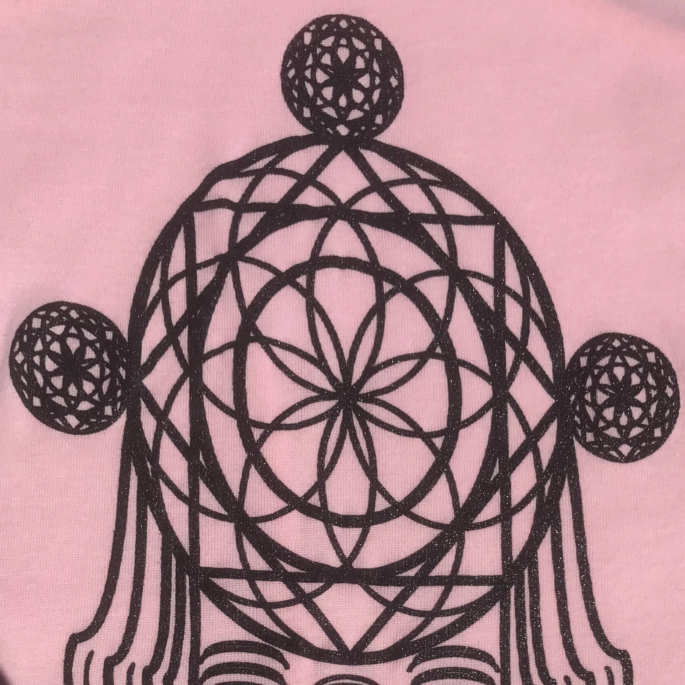 HamsaPinkDetail1.jpg