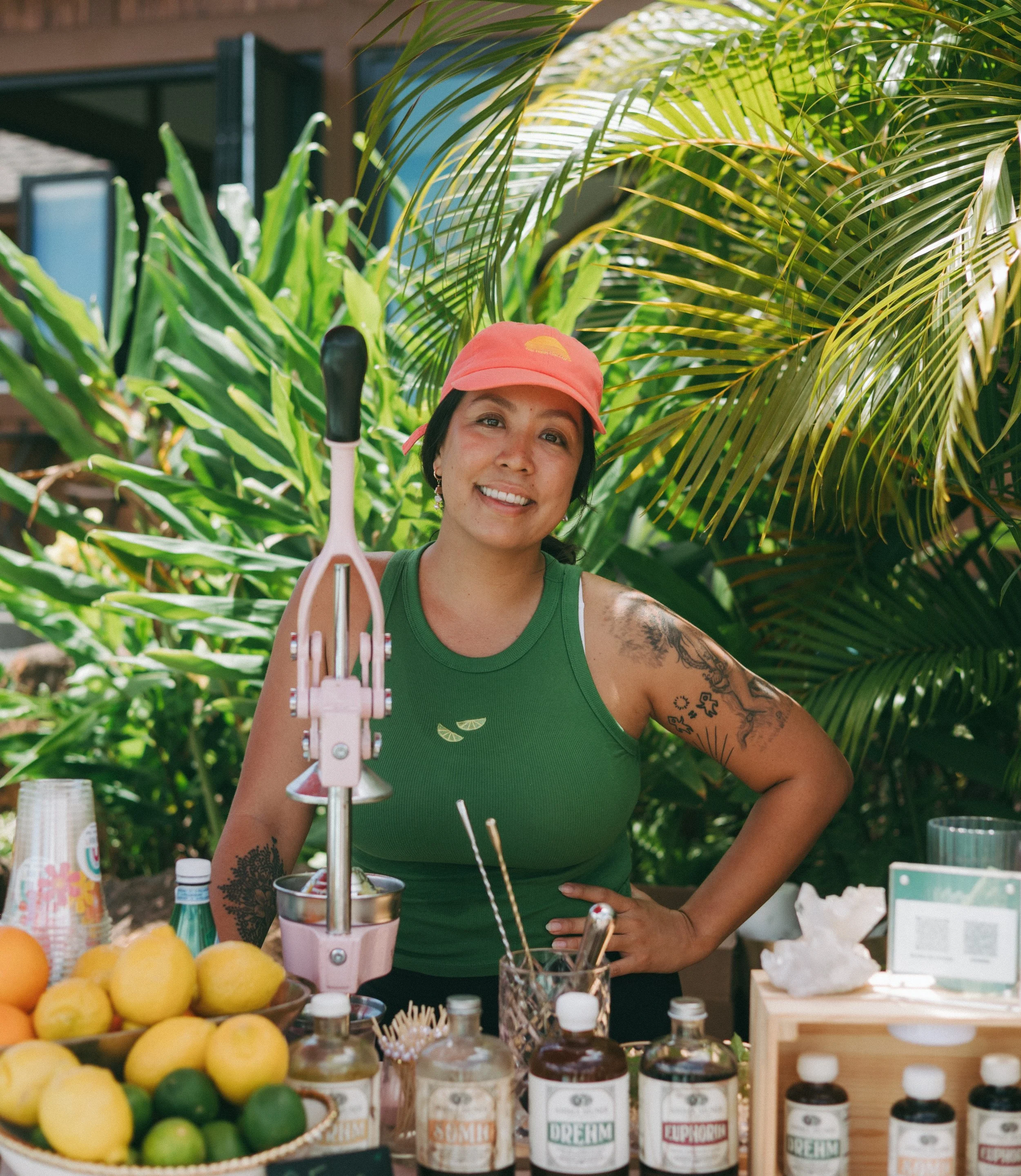kara singson owner of laa kea wellness bar a mobile bar serving Oahu hawaii
