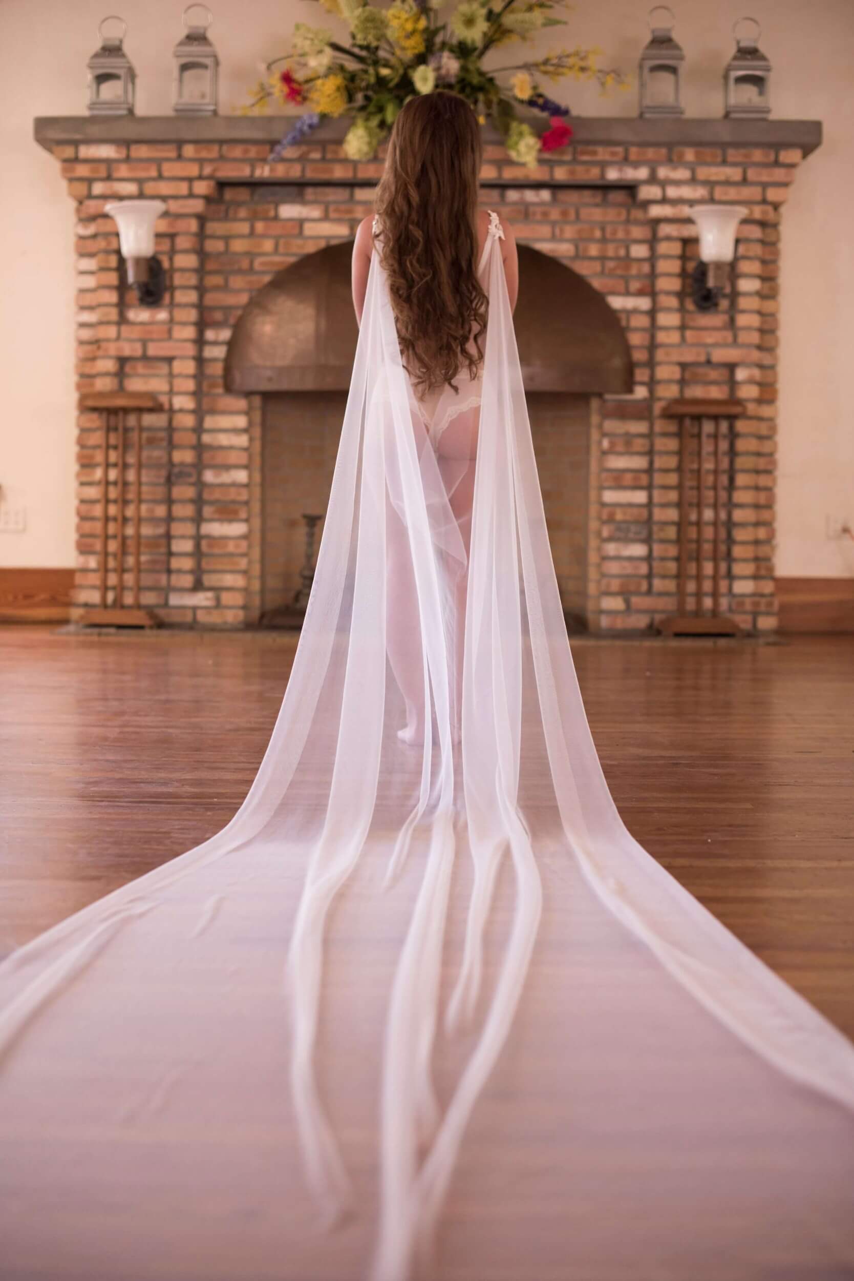 Bridal Boudoir by Graciela Valdes Photography.jpg