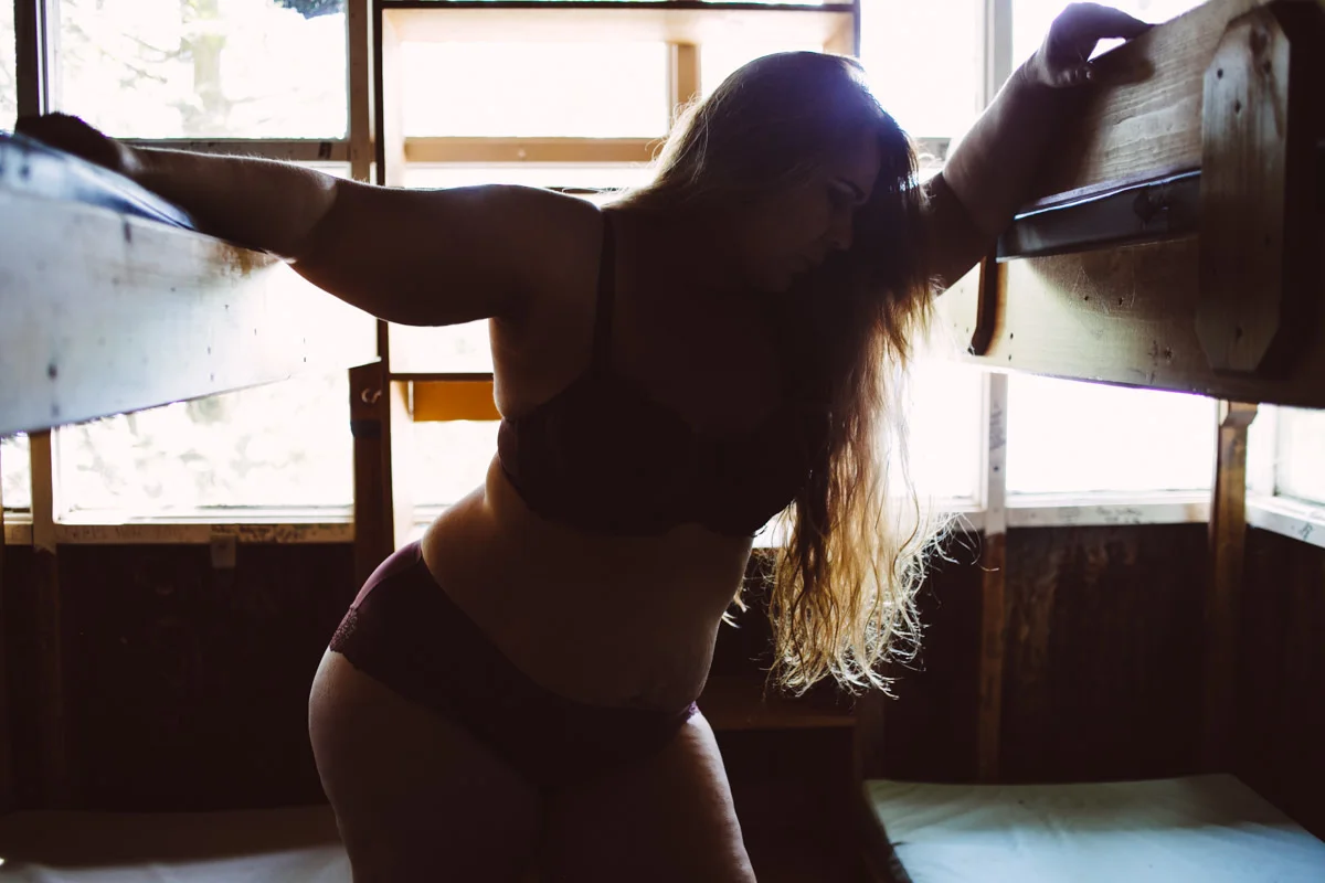Graciela-Body-Positive-Boudoir-Portland-AlchemyPortraits-025.jpg