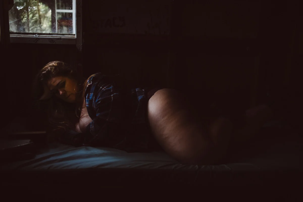 Graciela-Body-Positive-Boudoir-Portland-AlchemyPortraits-049.jpg