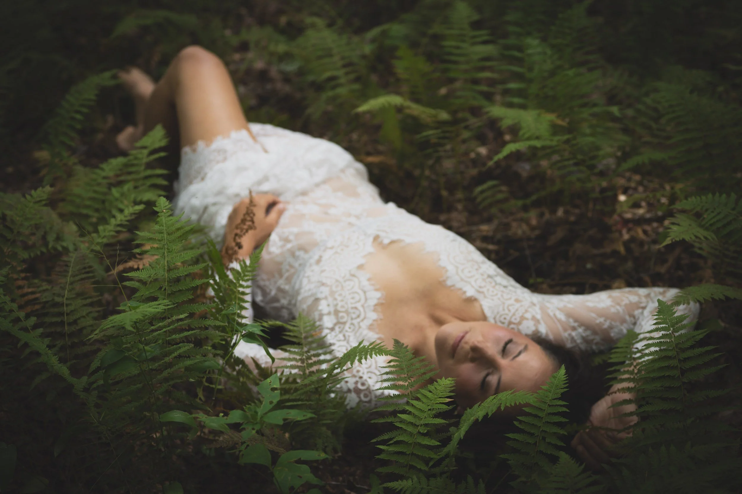 Creeks, Ferns, &amp; Moss - Kismet Boudoir