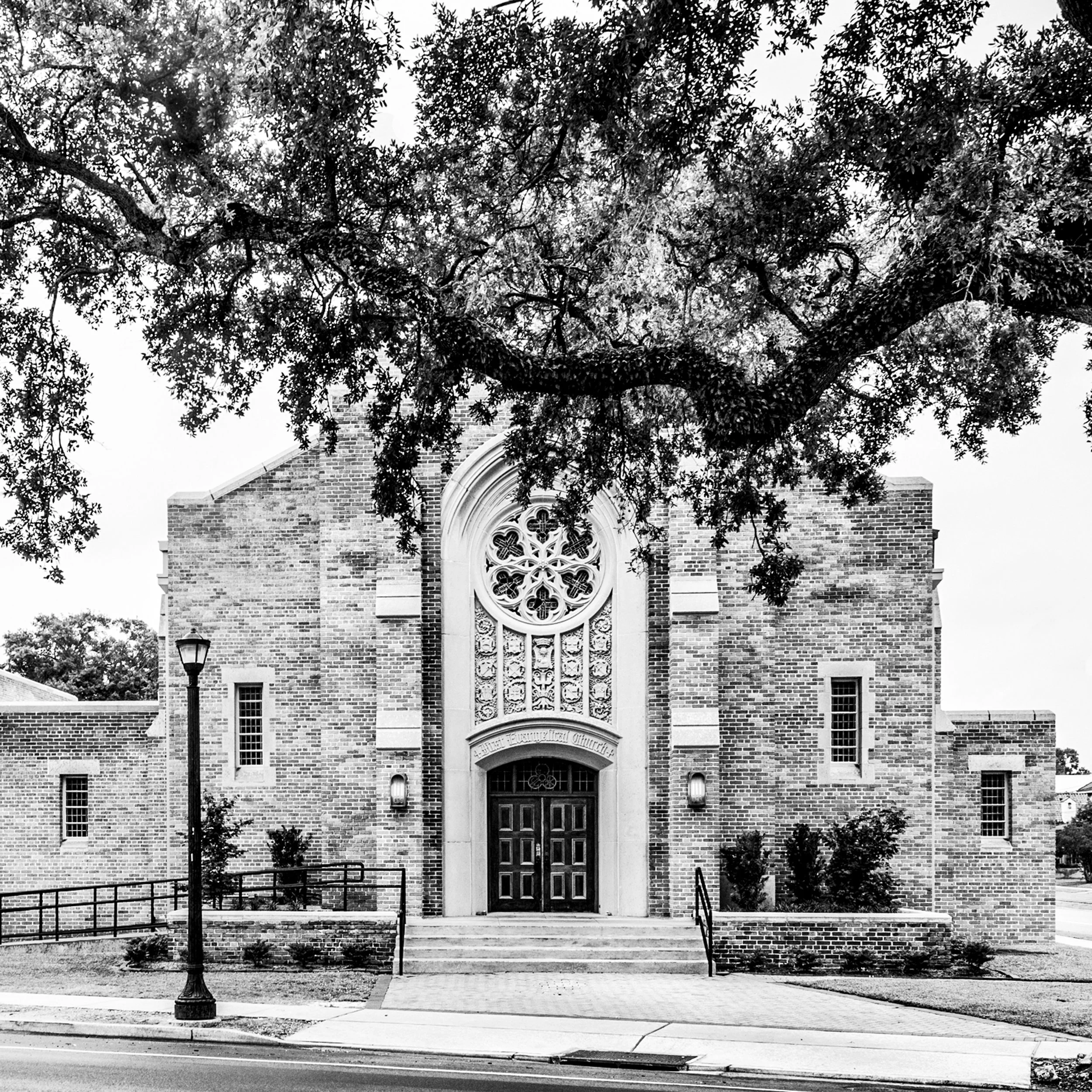 church_of_the_resurrection_thumb2.jpg