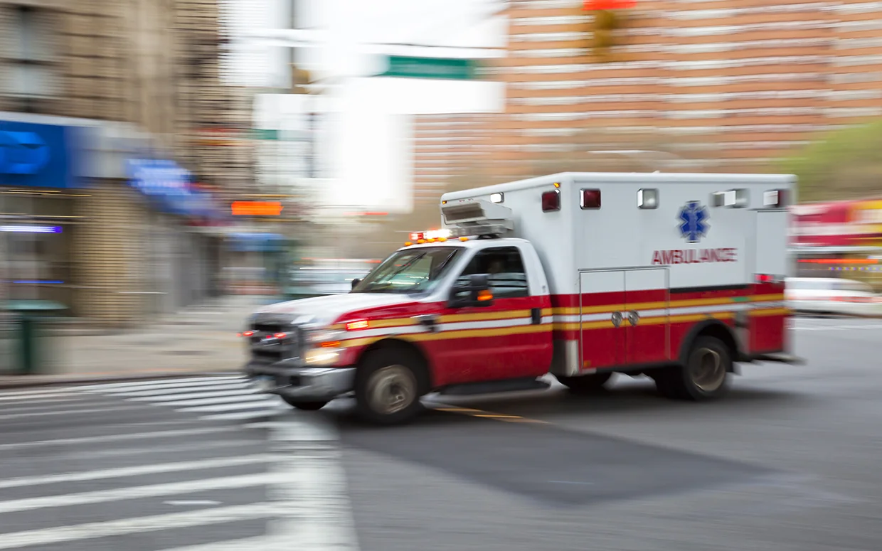 ambulance-speeding-ftr.jpg