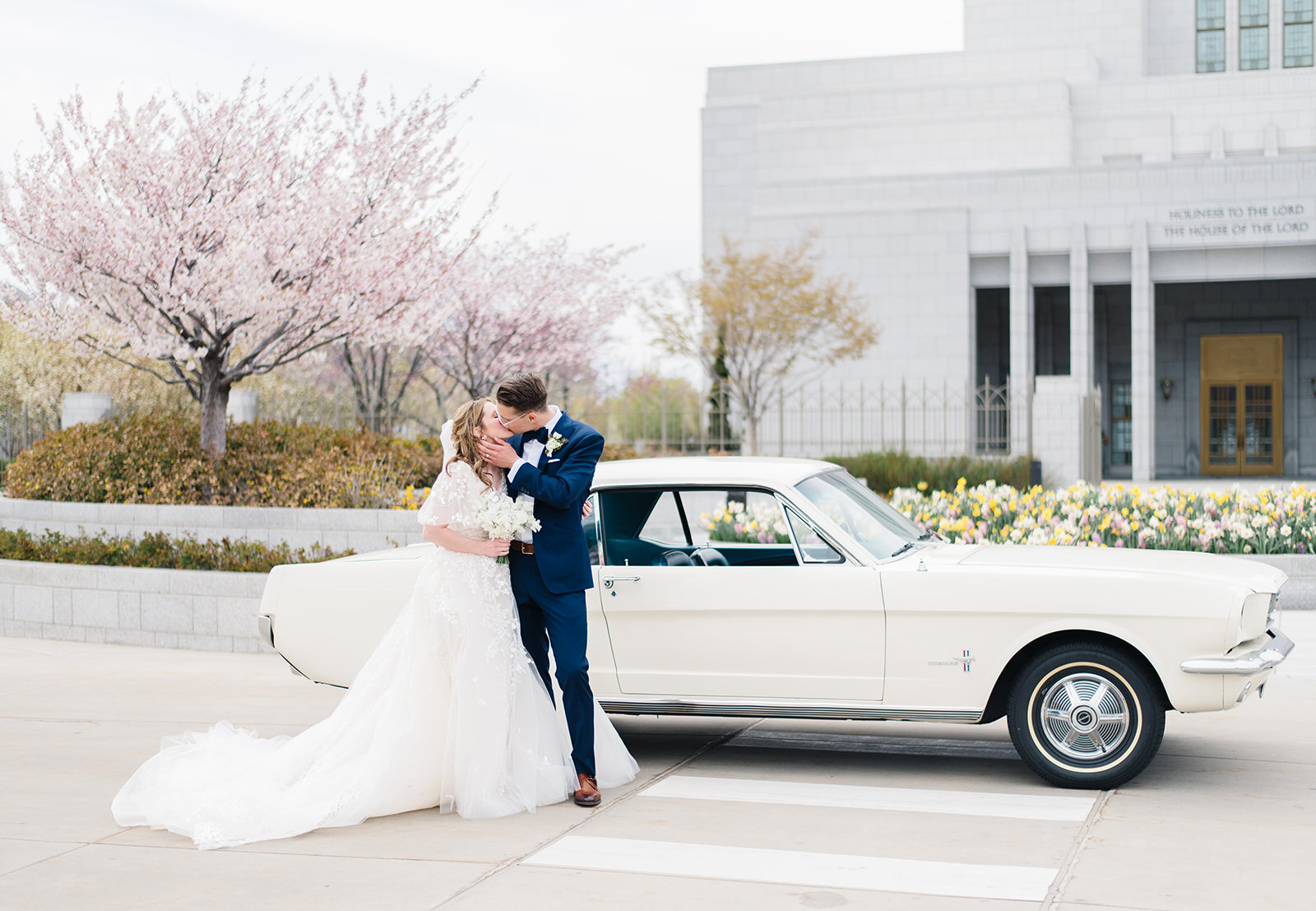 5 Ways to Use Your Wedding Photos after Your Big Day