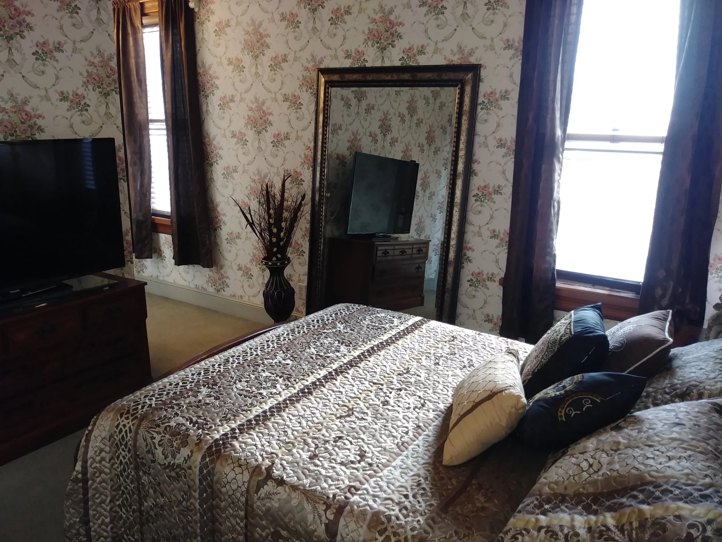 Room 202 06.jpg