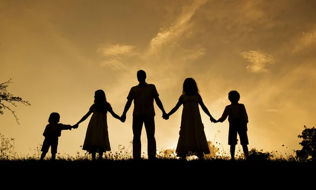 family-sunset-Article-201712061820.jpg