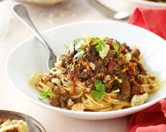 Chelseas-Ultimate-Spaghetti-Bolognese-with-Ciabatta-Crumb.1.1.jpg